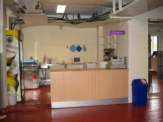 127-2704_IMG