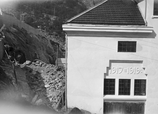 Flørlielv. Regulering av Flørlivassdraget. Fra anlegget
